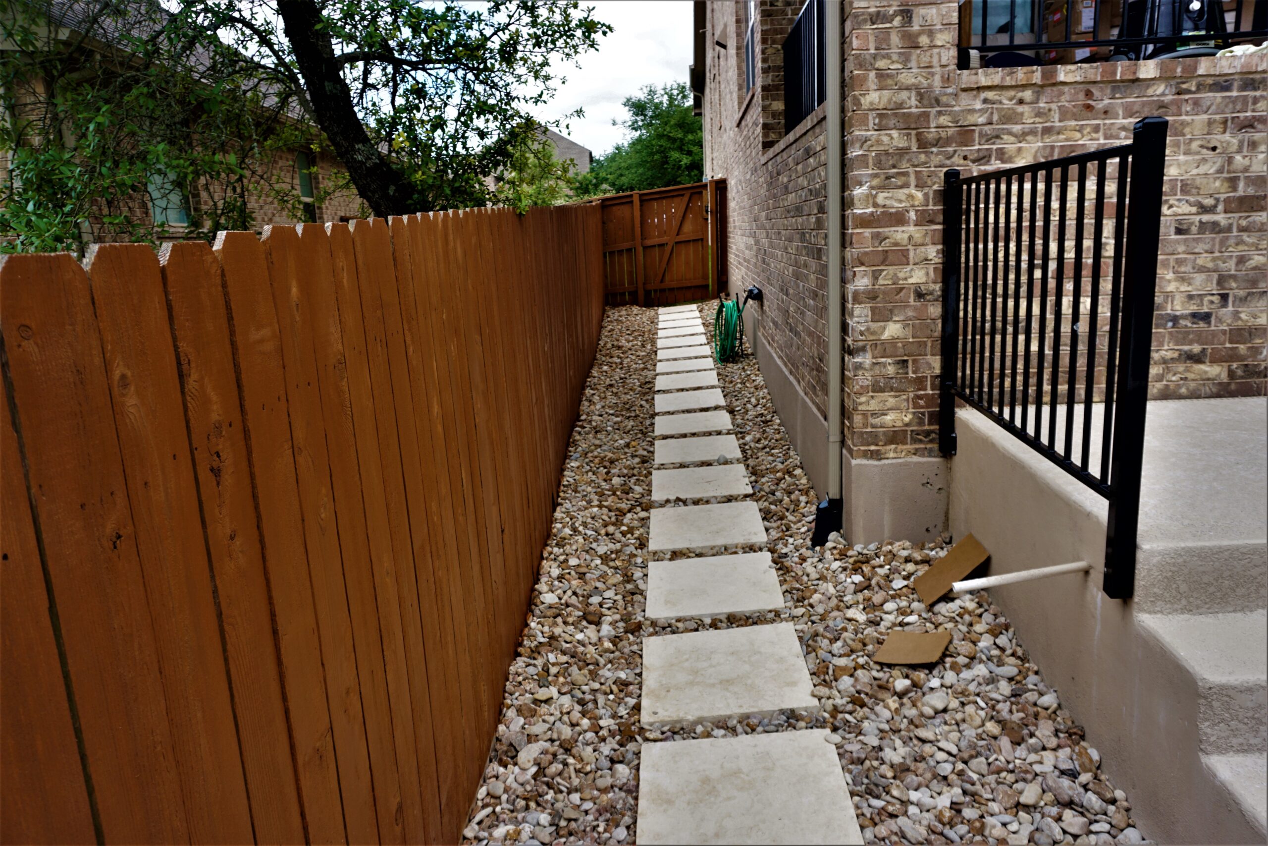 Lueder walkway in gravel bed